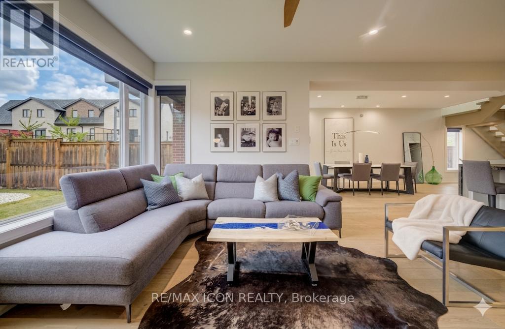 204 Carriage Way, Waterloo, Ontario  N2K 0C6 - Photo 10 - X12910780