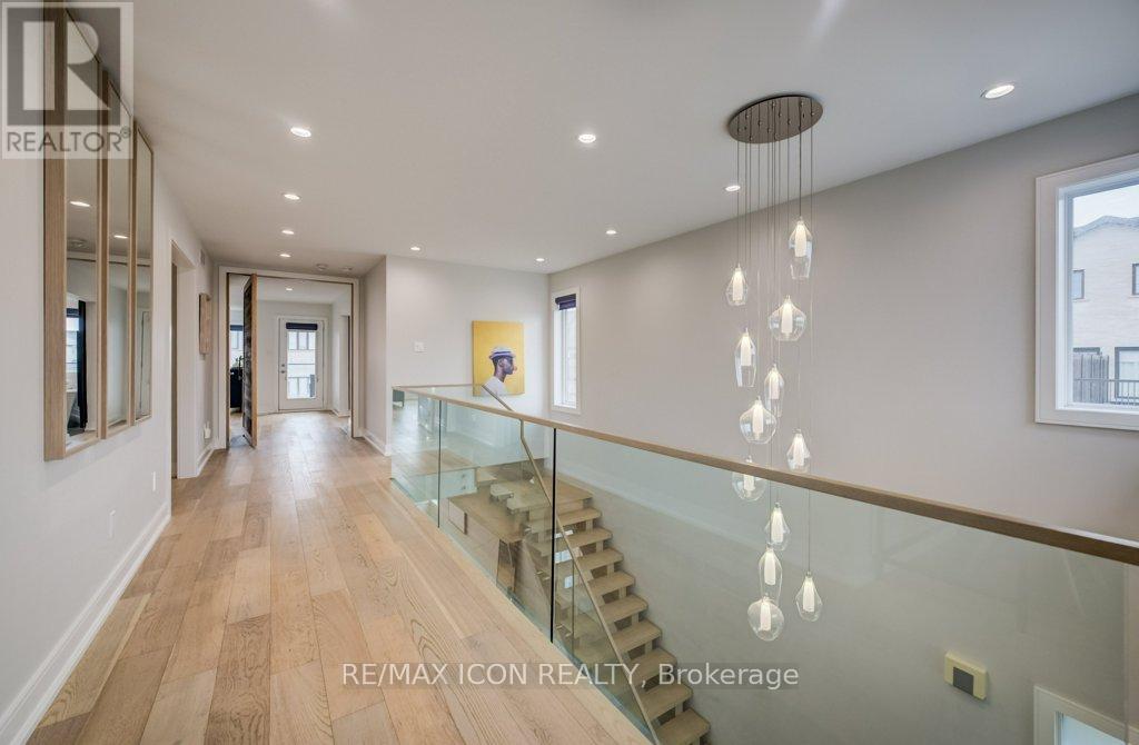 204 Carriage Way, Waterloo, Ontario  N2K 0C6 - Photo 23 - X12910780