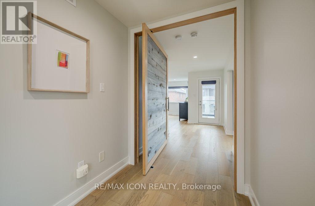 204 Carriage Way, Waterloo, Ontario  N2K 0C6 - Photo 24 - X12910780