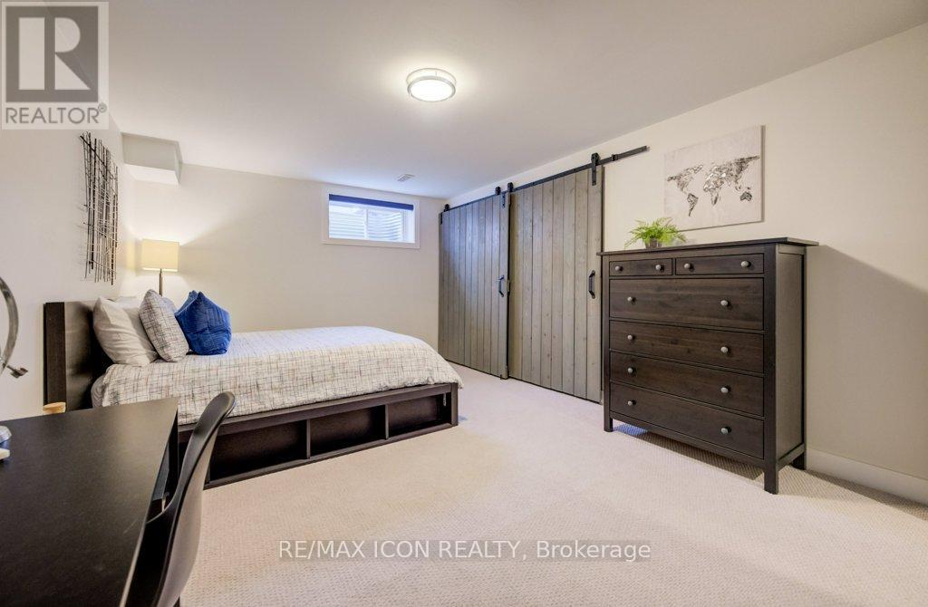 204 Carriage Way, Waterloo, Ontario  N2K 0C6 - Photo 38 - X12910780