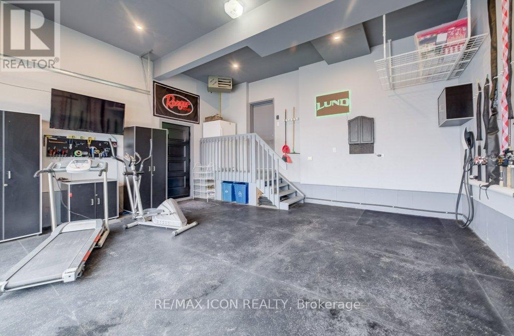 204 Carriage Way, Waterloo, Ontario  N2K 0C6 - Photo 40 - X12910780