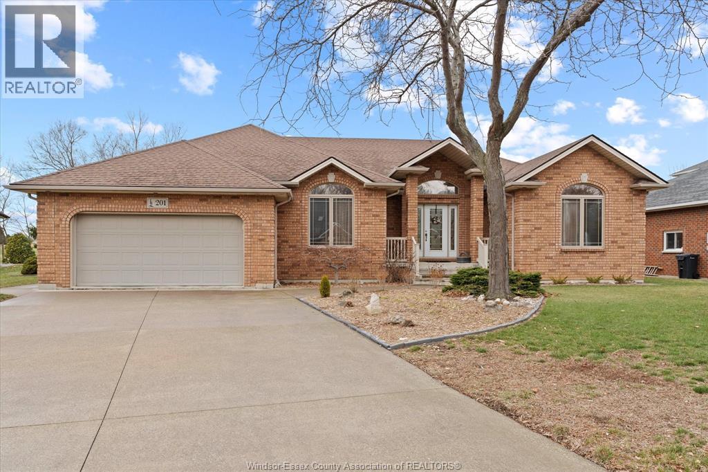 MLS# 26005989: 201 IRONWOOD DRIVE, Amherstburg, Canada