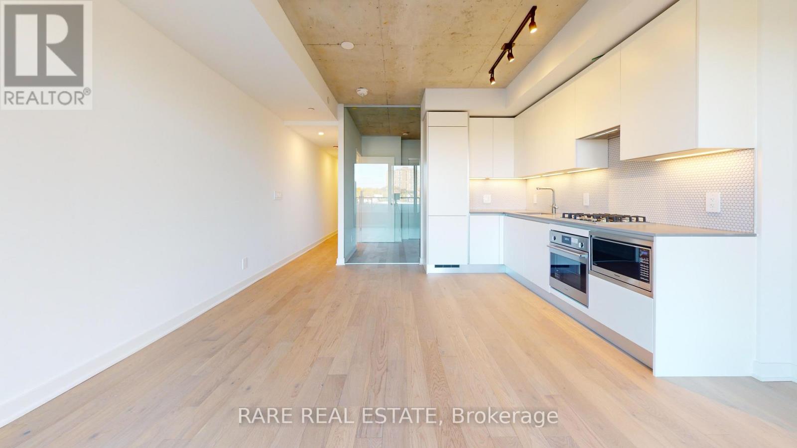 317 - 2720 Dundas Street W, Toronto, Ontario  M6P 0C3 - Photo 4 - W12695222