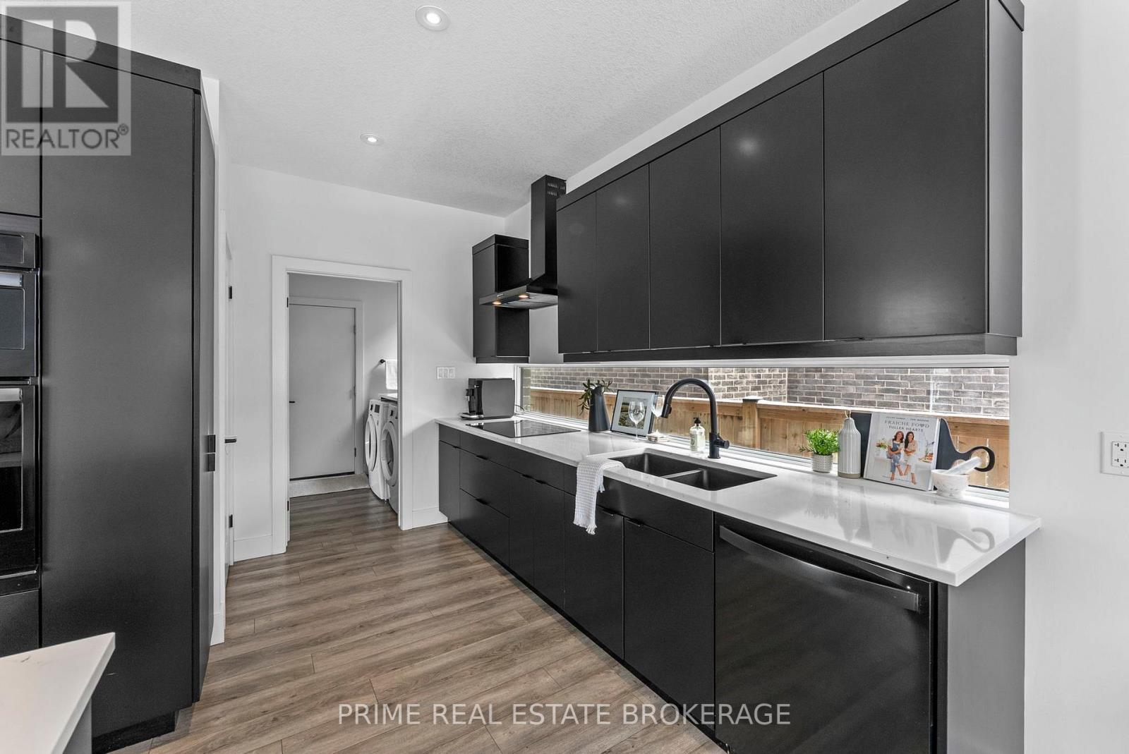 1577 Applerock Avenue, London North, Ontario  N6G 0X5 - Photo 12 - X12910740