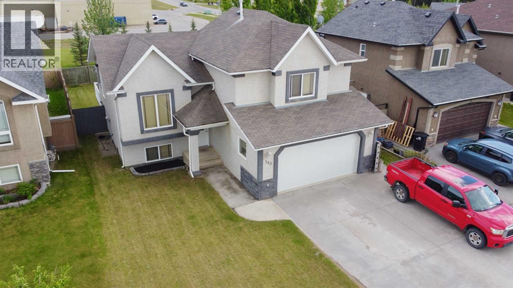 110 Guimond Place, Hinton, Alberta  T7V 2C5 - Photo 2 - A2227524