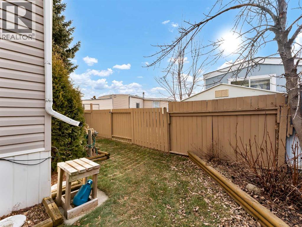 220 Fairchild Street Sw, Medicine Hat, Alberta  T1A 7Z7 - Photo 37 - A2285254