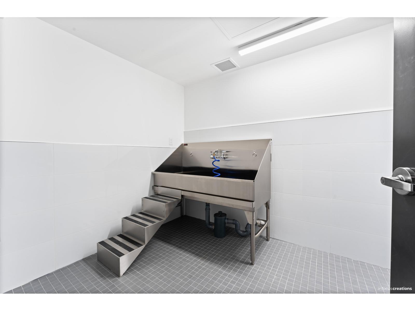 1205 10750 135a Street, Surrey, British Columbia  V3T 0V4 - Photo 31 - R3098317