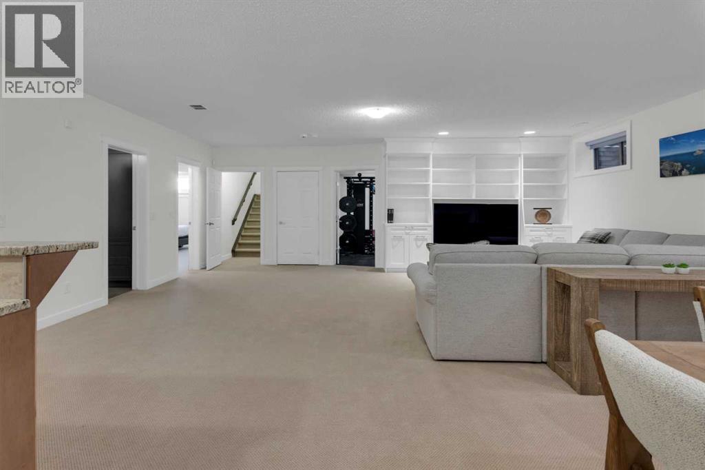 95 Discovery Ridge Boulevard SW, Calgary, Alberta  T3H 4Y2 - Photo 35 - A2289203