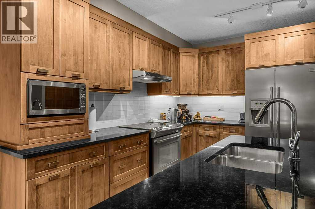 221, 106 Stewart Creek Landing, Canmore, Alberta  T1W 0G6 - Photo 4 - A2294983