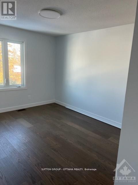 178 Mcclellan Road, Ottawa, Ontario  K2H 5W1 - Photo 15 - X12910842