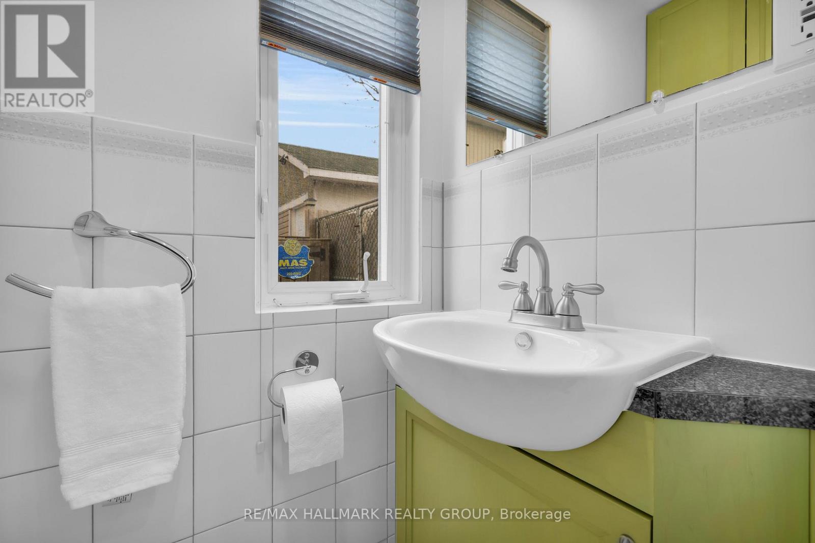 162 Loretta Avenue N, Ottawa, Ontario  K1Y 2J8 - Photo 13 - X12910922