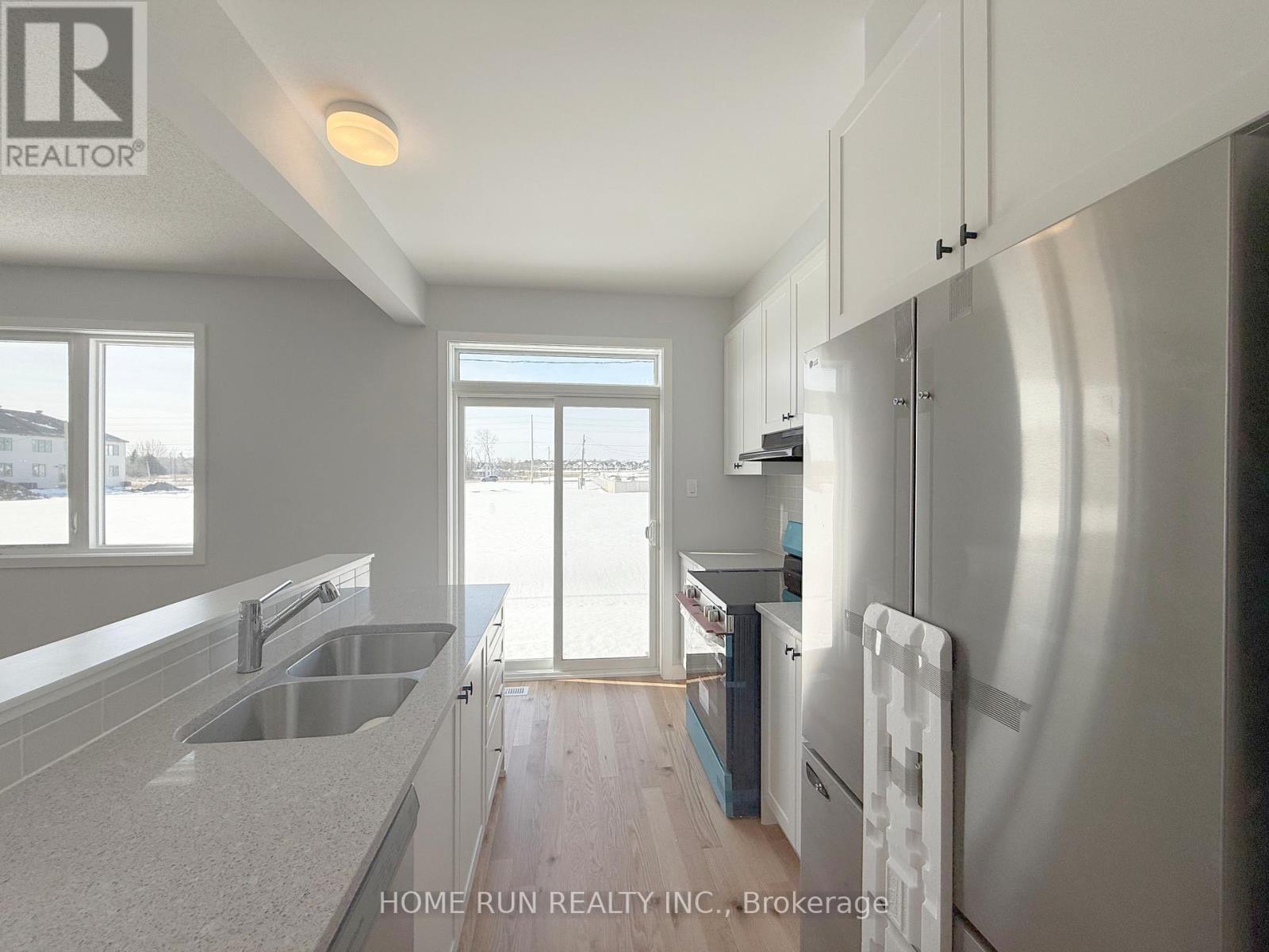 426 Mortar Terrace, Ottawa, Ontario  K2X 1X7 - Photo 11 - X12910954