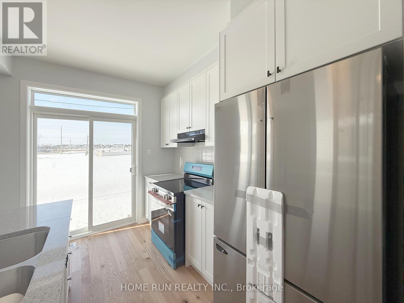 426 Mortar Terrace, Ottawa, Ontario  K2X 1X7 - Photo 12 - X12910954