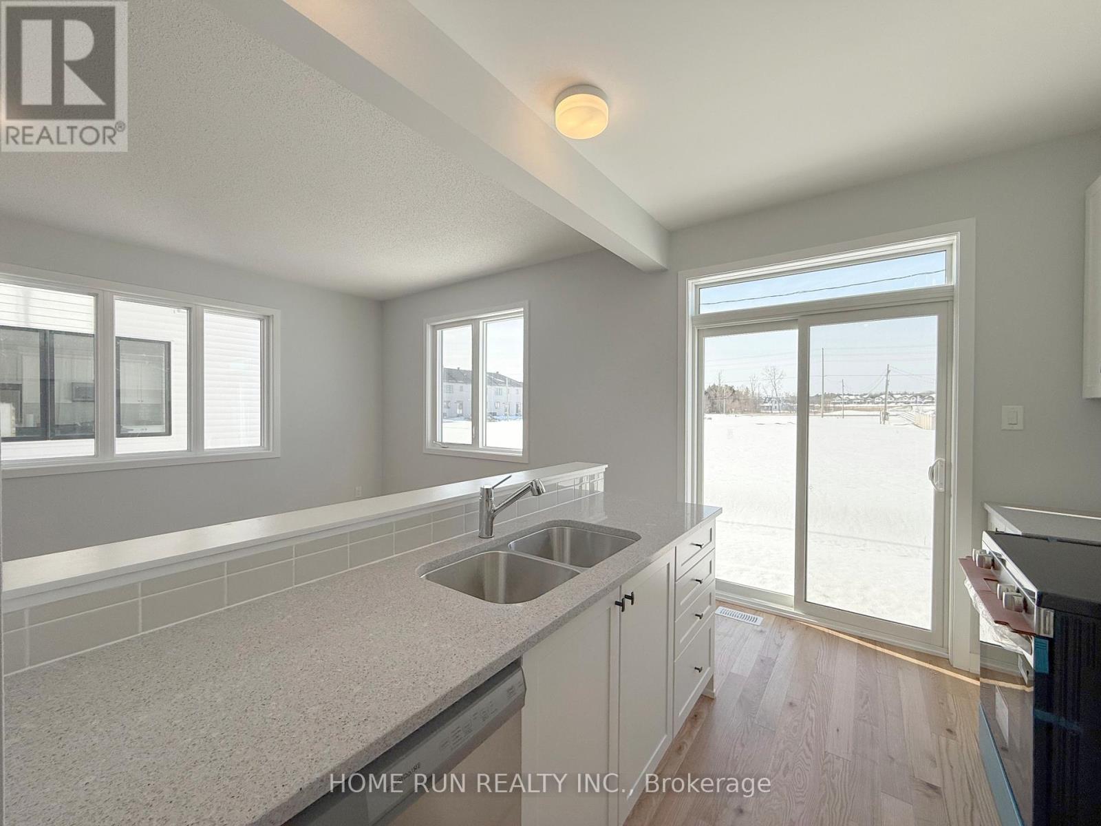 426 Mortar Terrace, Ottawa, Ontario  K2X 1X7 - Photo 14 - X12910954