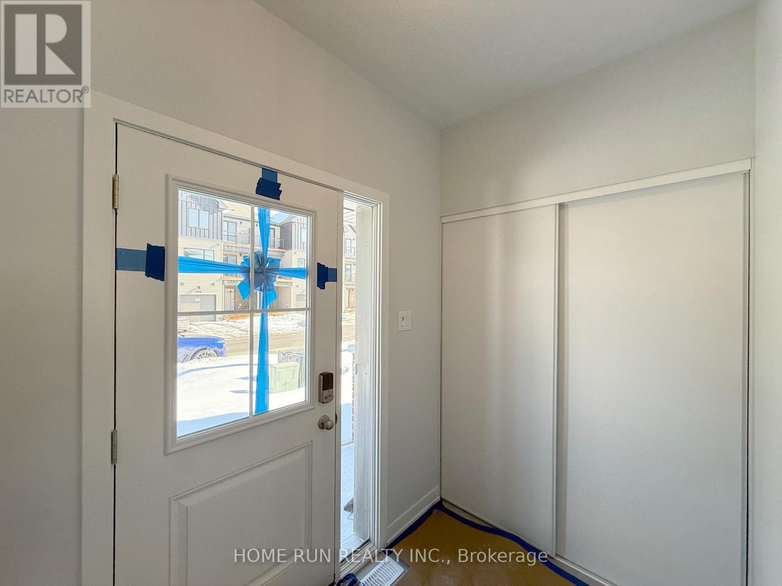 426 Mortar Terrace, Ottawa, Ontario  K2X 1X7 - Photo 3 - X12910954