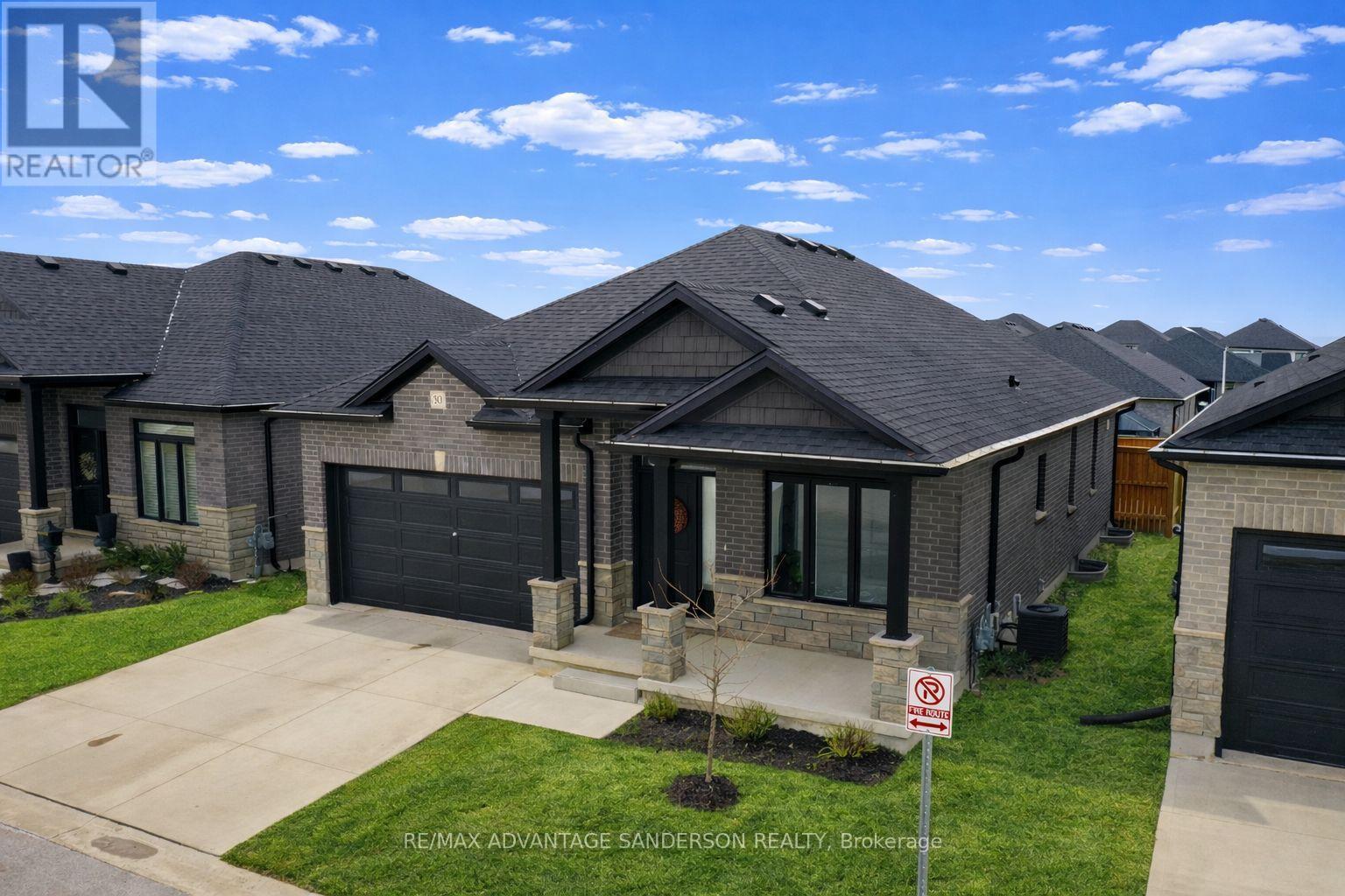 30 - 383 Daventry Way, Middlesex Centre, Ontario  N0L 1R0 - Photo 3 - X12910908