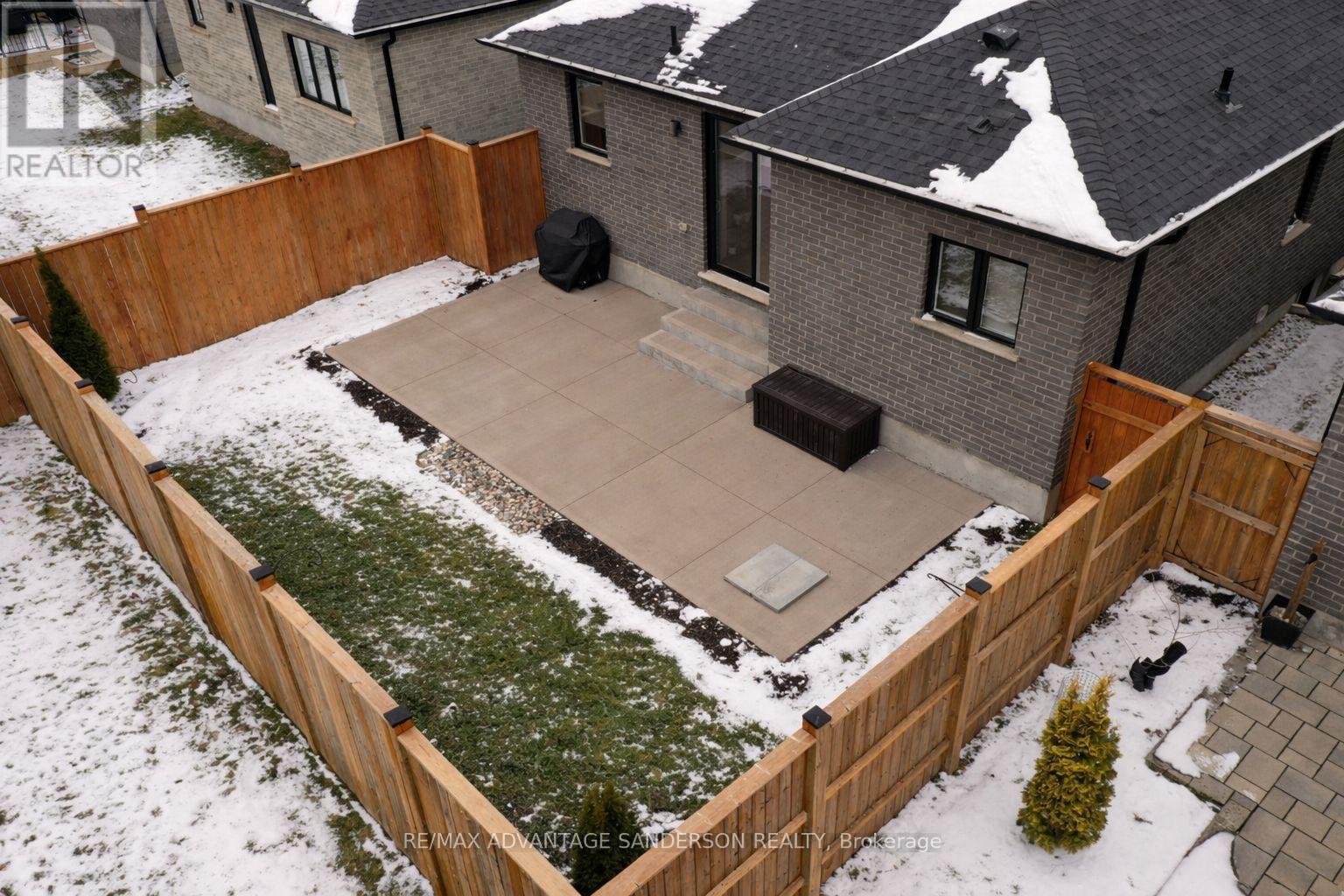 30 - 383 Daventry Way, Middlesex Centre, Ontario  N0L 1R0 - Photo 8 - X12910908