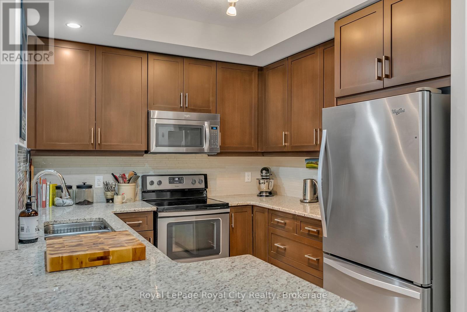 603 - 150 Wellington Street E, Guelph, Ontario N1H 0B5 - Photo 4 - X12908018