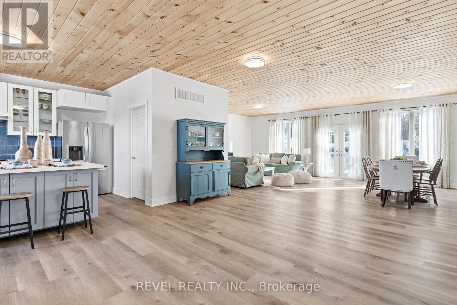 213 Pleasant Point Road, Kawartha Lakes, Ontario  K9V 4R6 - Photo 9 - X12756384