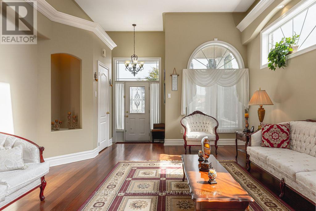 56 Fenning Drive, Clarington, Ontario  L1E 3H2 - Photo 6 - E12909928