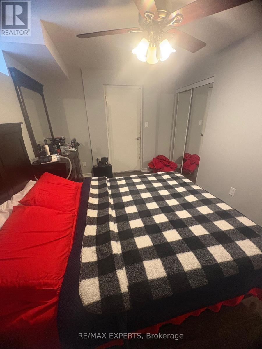 5 Mugford Crescent, Brampton, Ontario  L6Y 6A7 - Photo 46 - W12909452