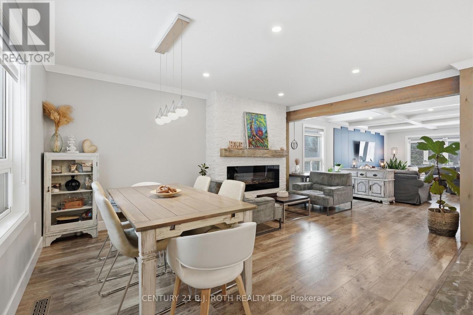 64 Royal Beech Drive, Wasaga Beach, Ontario  L9Z 1H3 - Photo 9 - S12910574