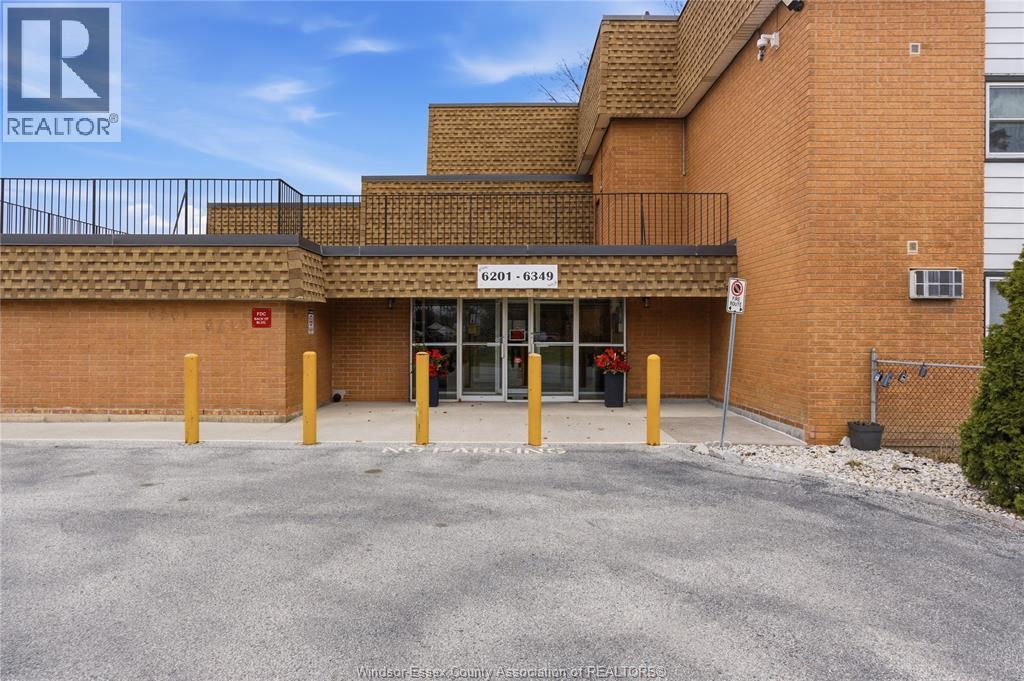 6235 Thornberry Unit# 262, Windsor, Ontario  N8T 3A5 - Photo 2 - 26005903