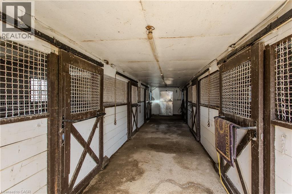 4375 Hall Road, Binbrook, Ontario  L0R 1C0 - Photo 28 - 40814147