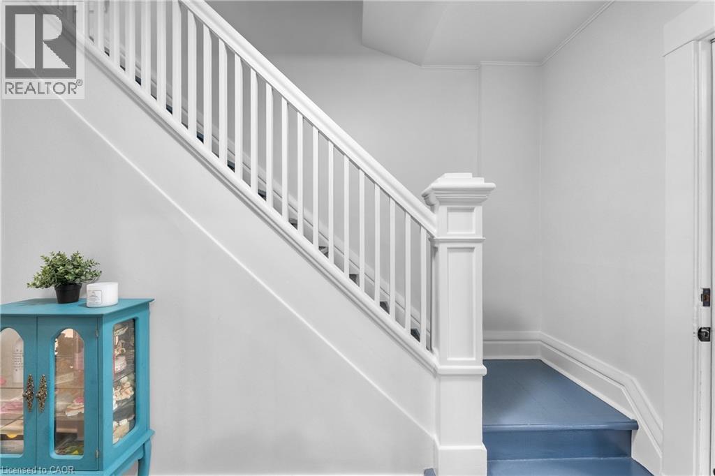 33 Richmond Avenue, St. Catharines, Ontario  L2R 3W6 - Photo 21 - 40814093