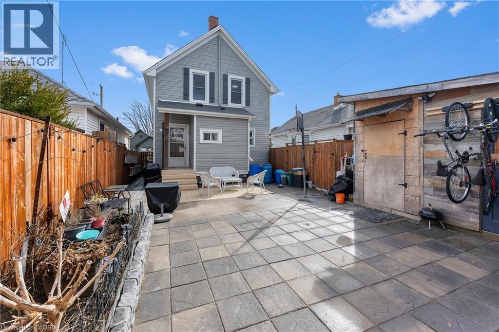 33 Richmond Avenue, St. Catharines, Ontario  L2R 3W6 - Photo 34 - 40814093