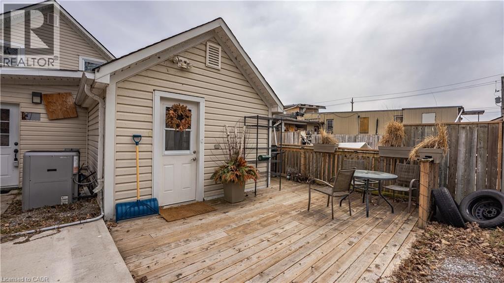 209 Main Street, Port Dover, Ontario  N0A 1N0 - Photo 18 - 40813733