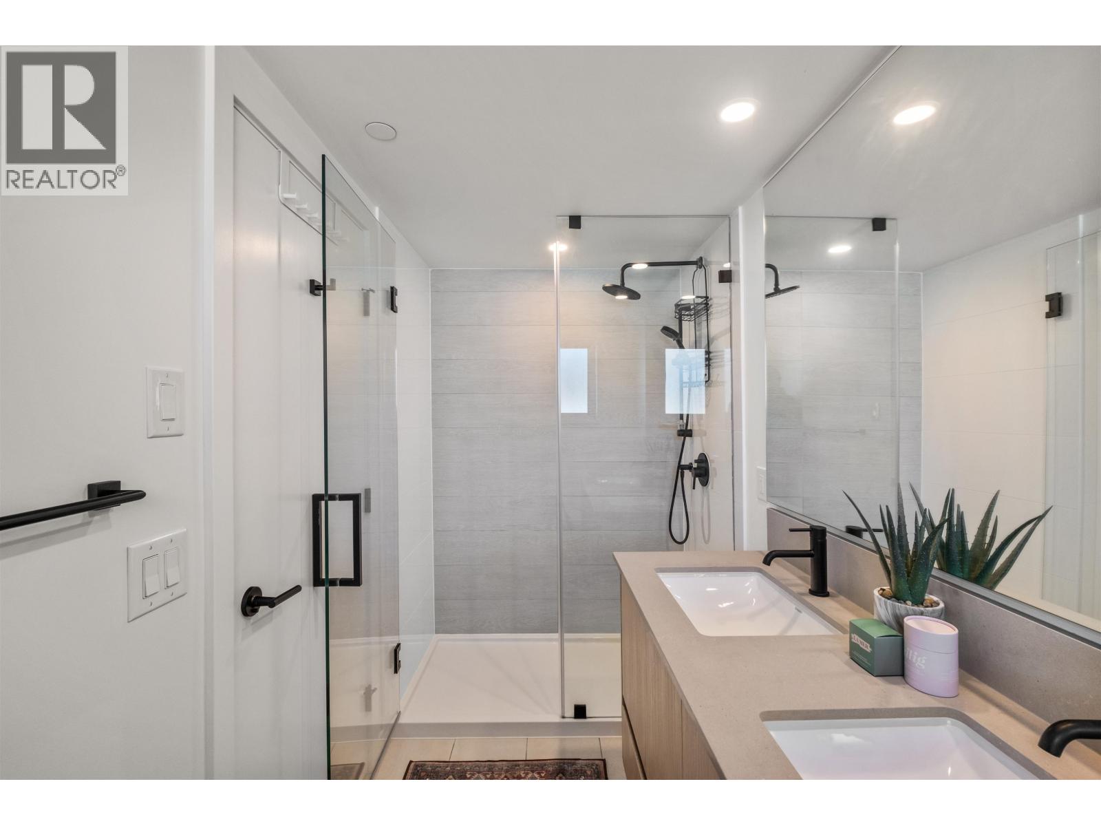 33 528 E 2nd Street, North Vancouver, British Columbia  V7L 0G8 - Photo 16 - R3102338