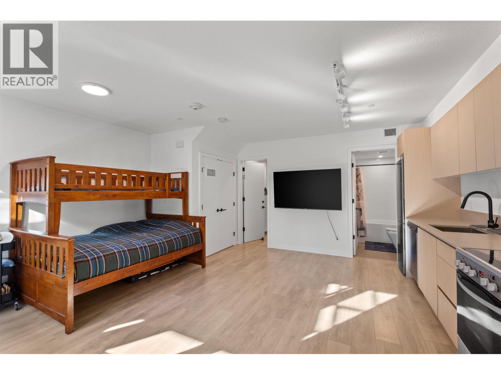 33 528 E 2nd Street, North Vancouver, British Columbia  V7L 0G8 - Photo 25 - R3102338