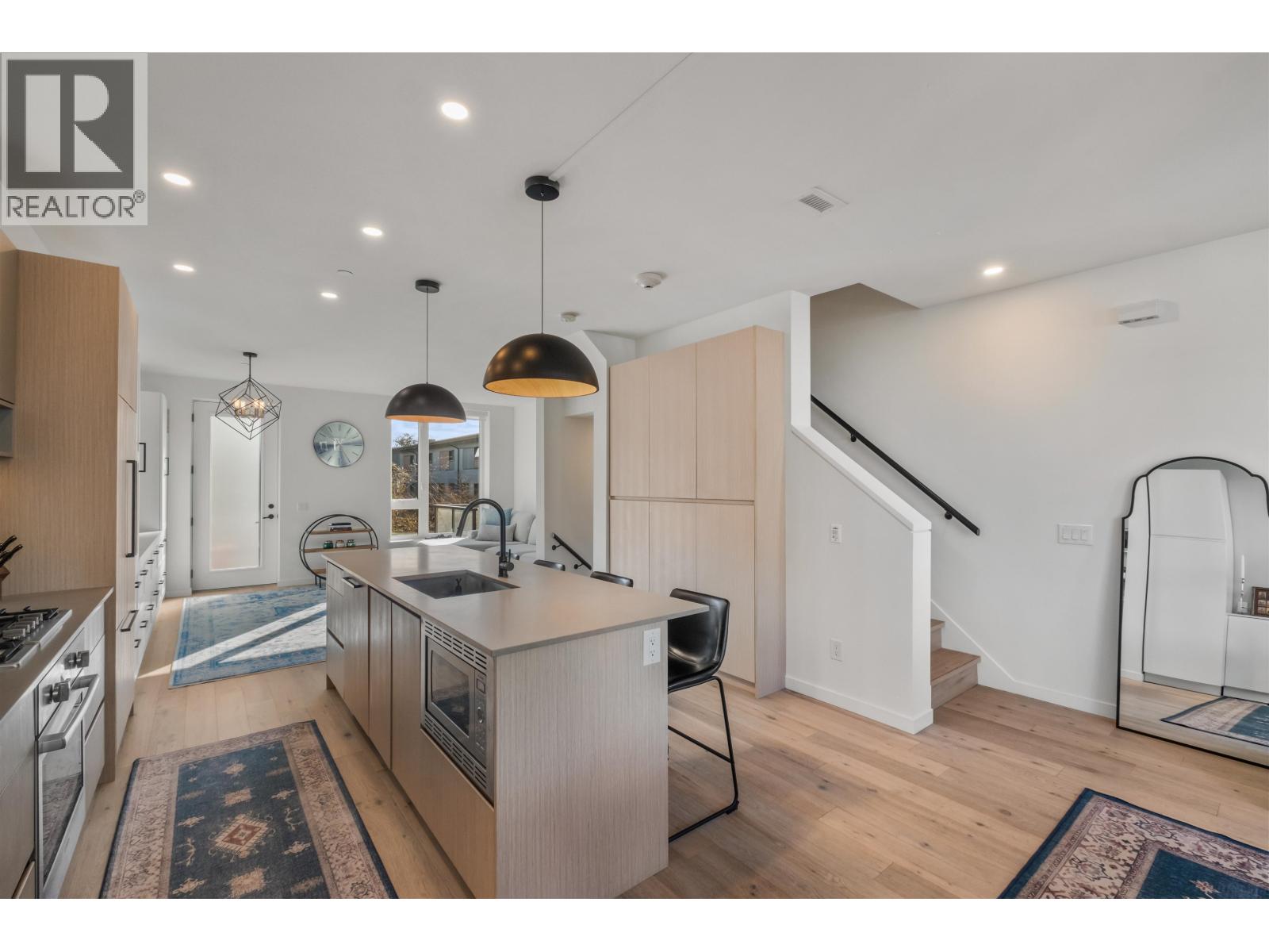 33 528 E 2nd Street, North Vancouver, British Columbia  V7L 0G8 - Photo 9 - R3102338