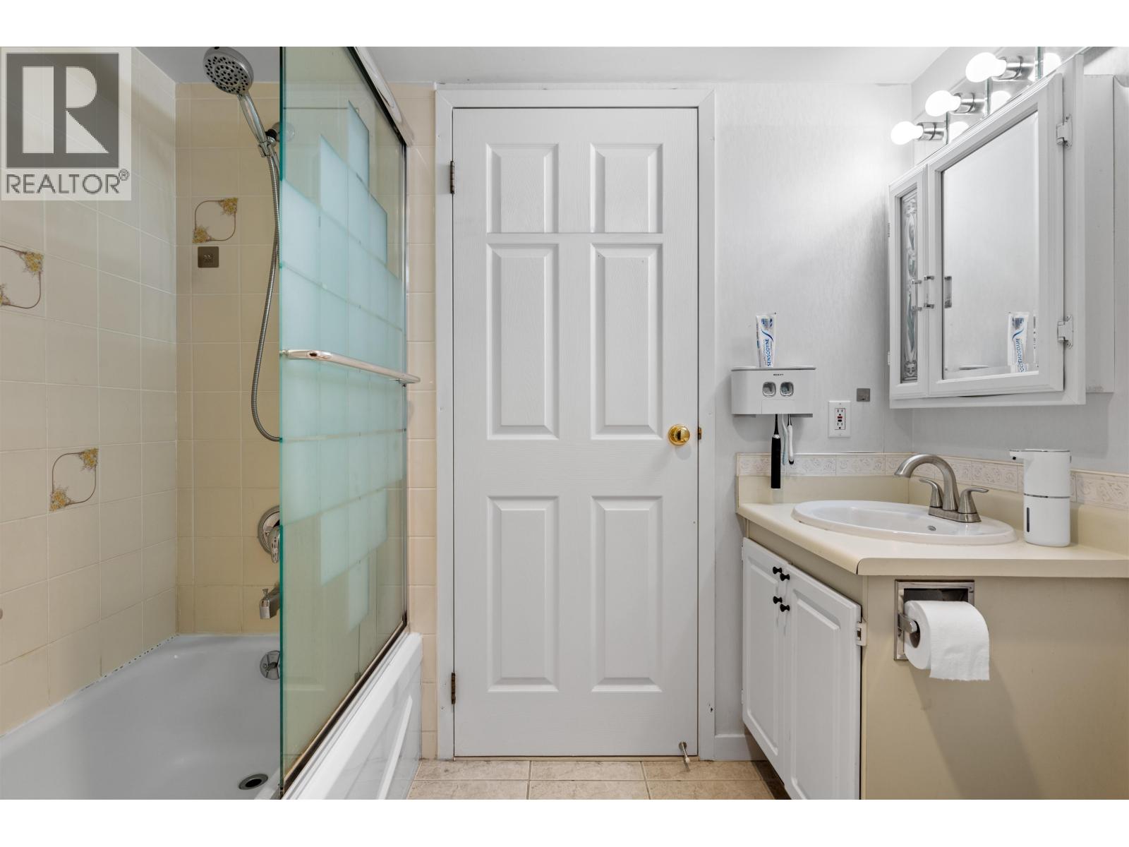 306 9521 Cardston Court, Burnaby, British Columbia  V3N 4R8 - Photo 19 - R3102352