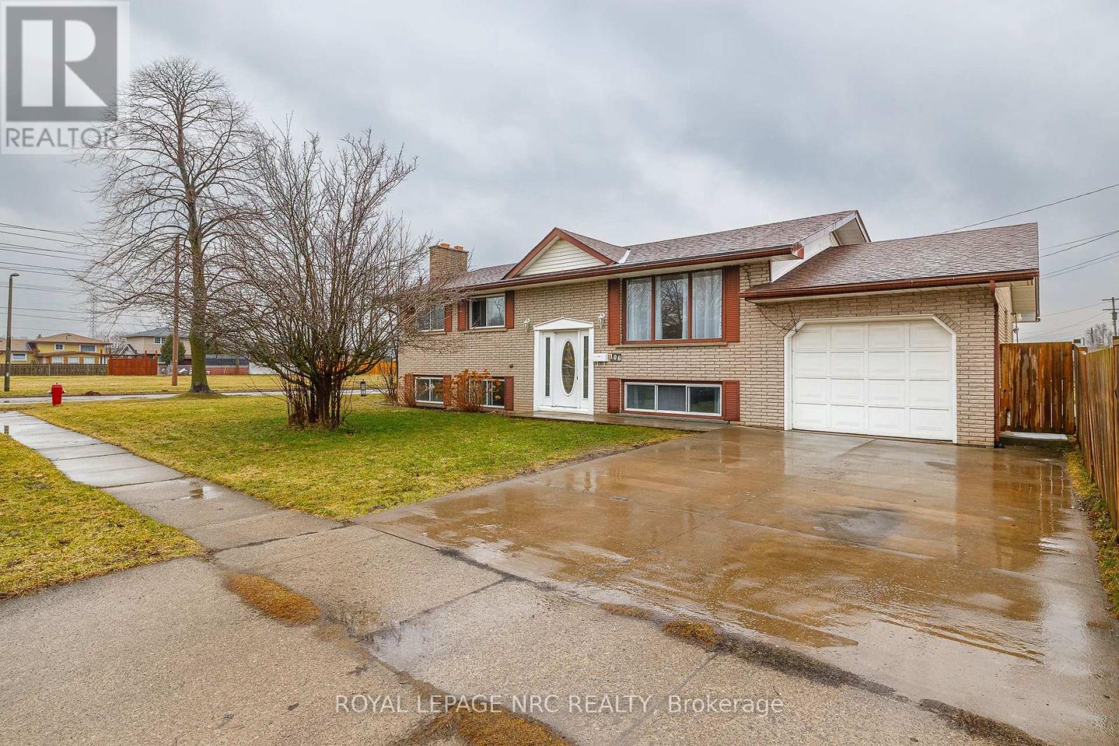 106 Lewis Street, Welland (Lincoln/crowland), Ontario  L3B 4V7 - Photo 1 - X12910890