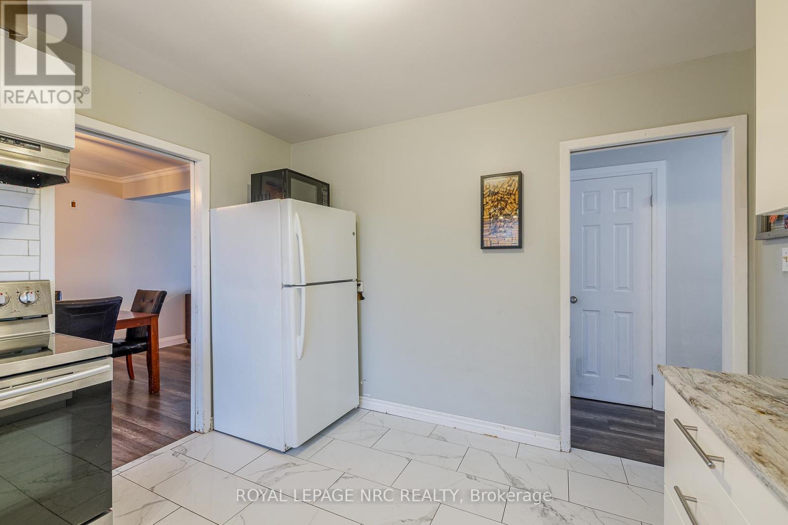 106 Lewis Street, Welland (Lincoln/crowland), Ontario  L3B 4V7 - Photo 18 - X12910890