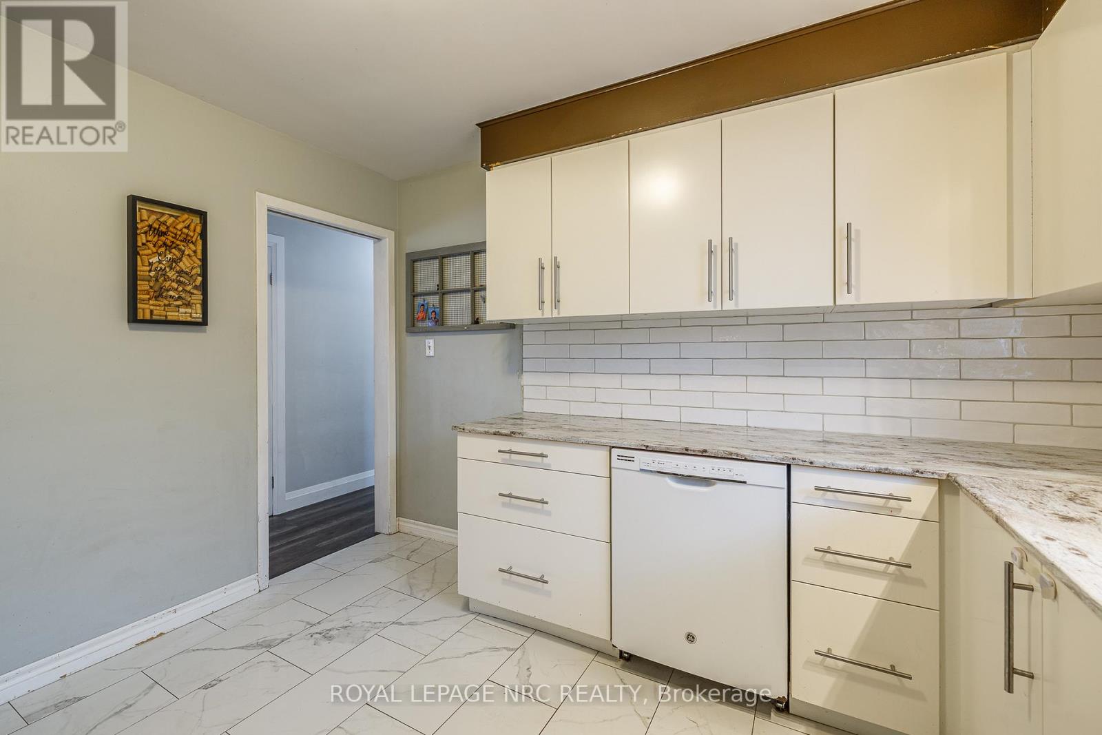 106 Lewis Street, Welland (Lincoln/crowland), Ontario  L3B 4V7 - Photo 19 - X12910890