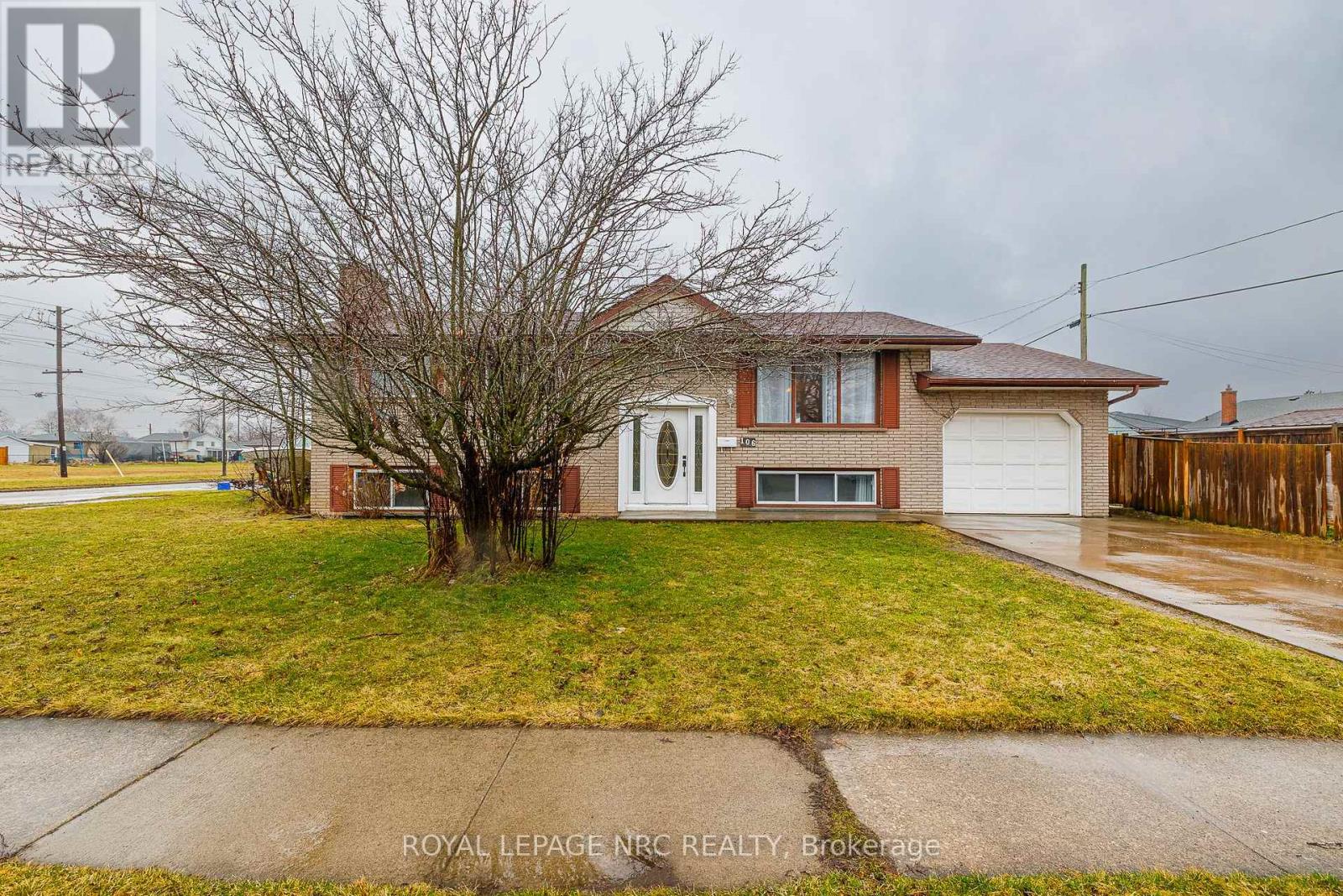 106 Lewis Street, Welland (Lincoln/crowland), Ontario  L3B 4V7 - Photo 3 - X12910890