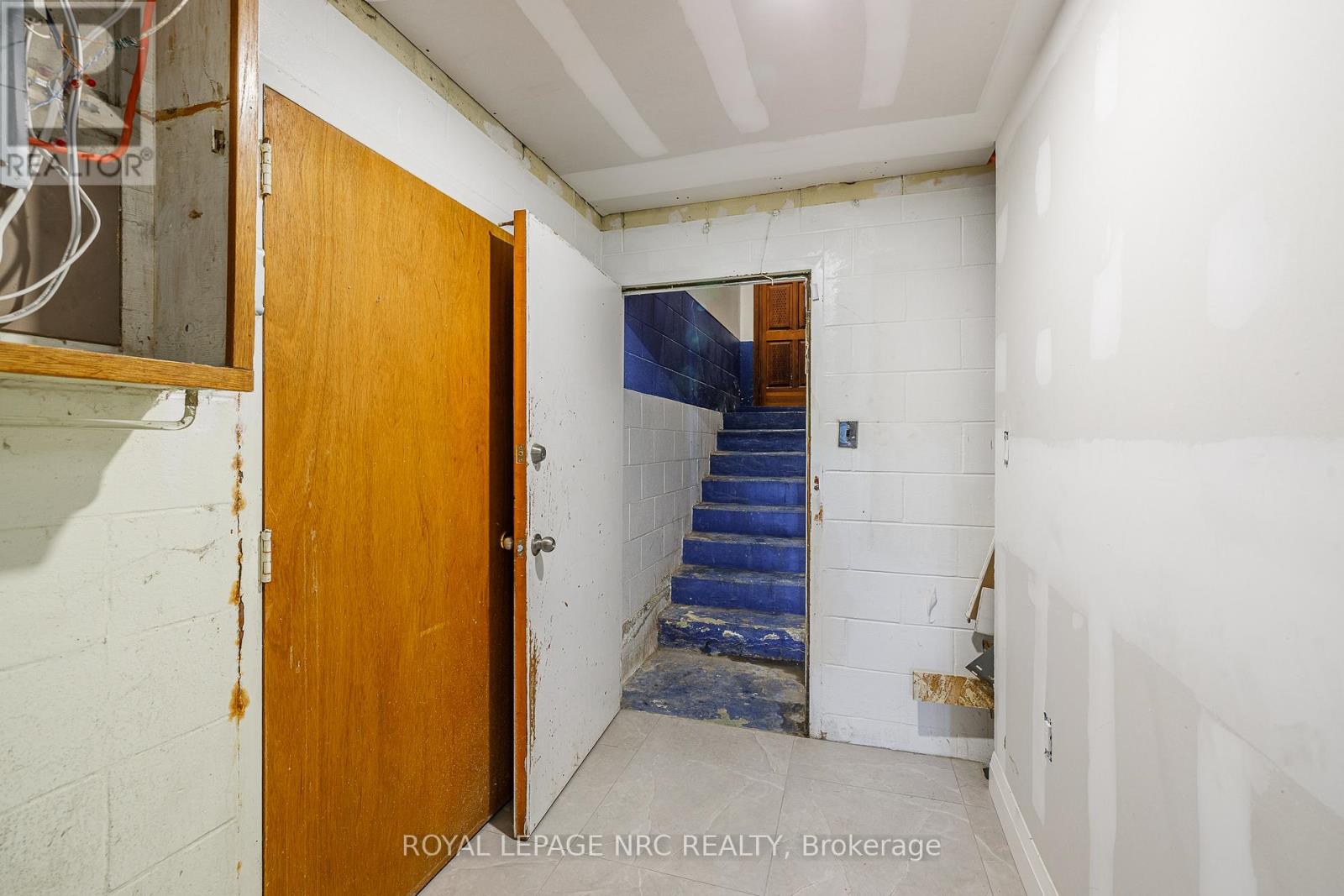 106 Lewis Street, Welland (Lincoln/crowland), Ontario  L3B 4V7 - Photo 36 - X12910890