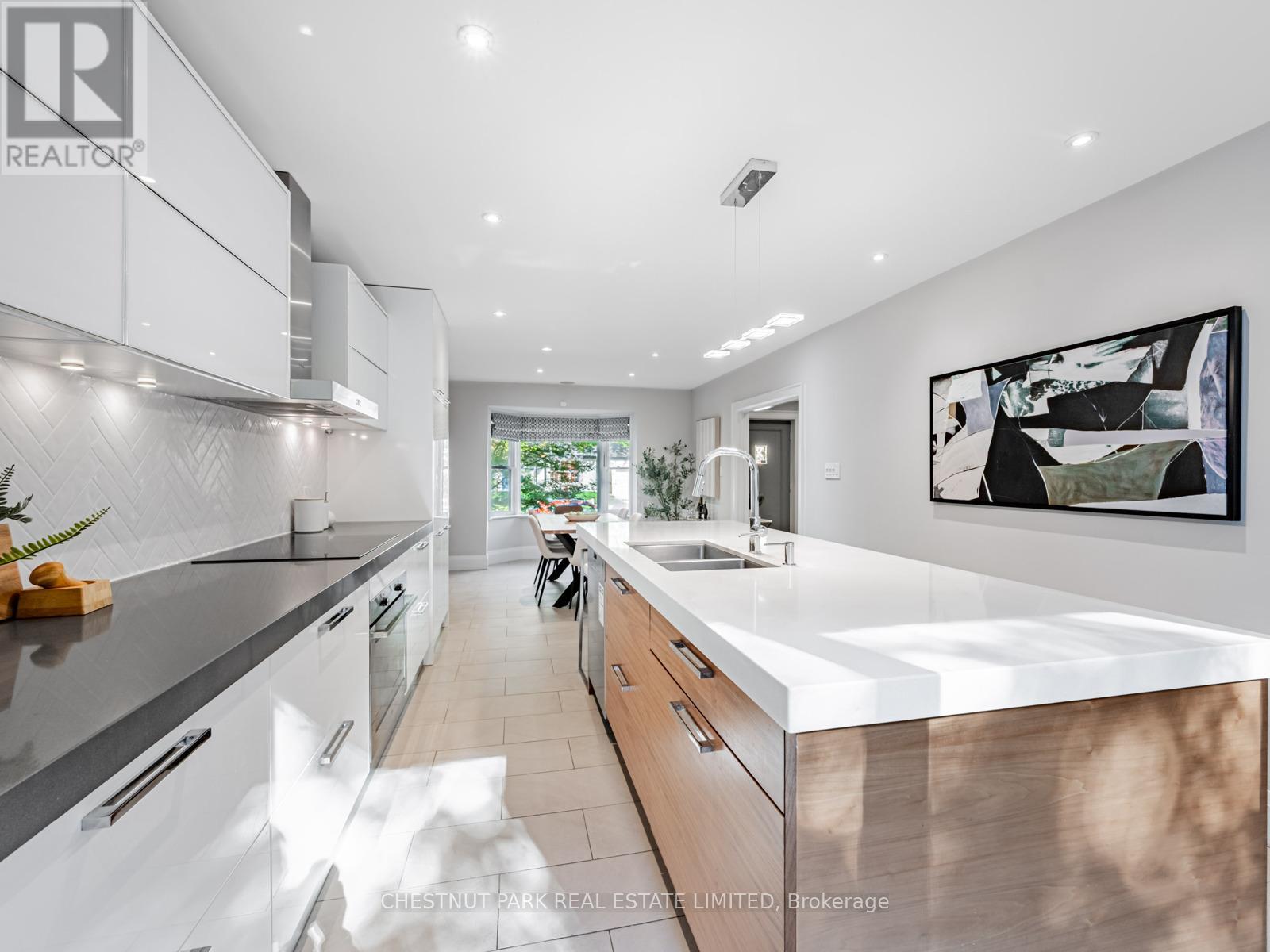 21 Cortleigh Boulevard, Toronto, Ontario  M4R 1K5 - Photo 21 - C12712984