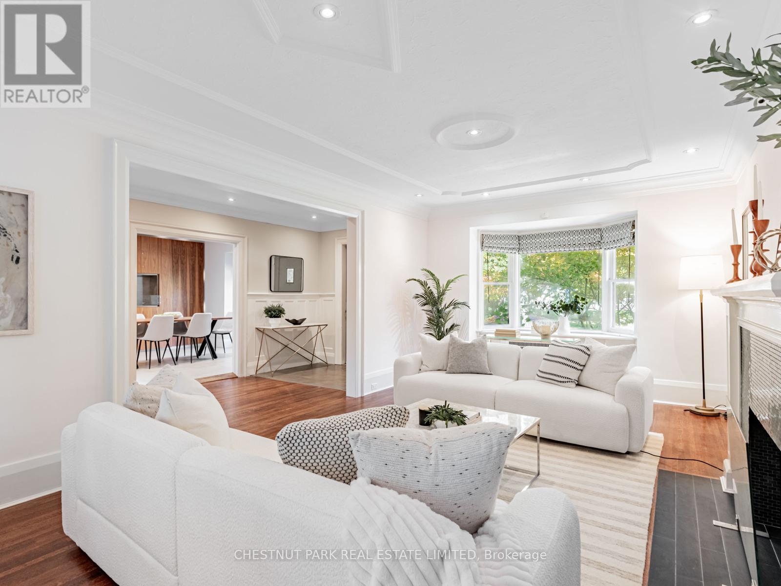 21 Cortleigh Boulevard, Toronto, Ontario  M4R 1K5 - Photo 9 - C12712984