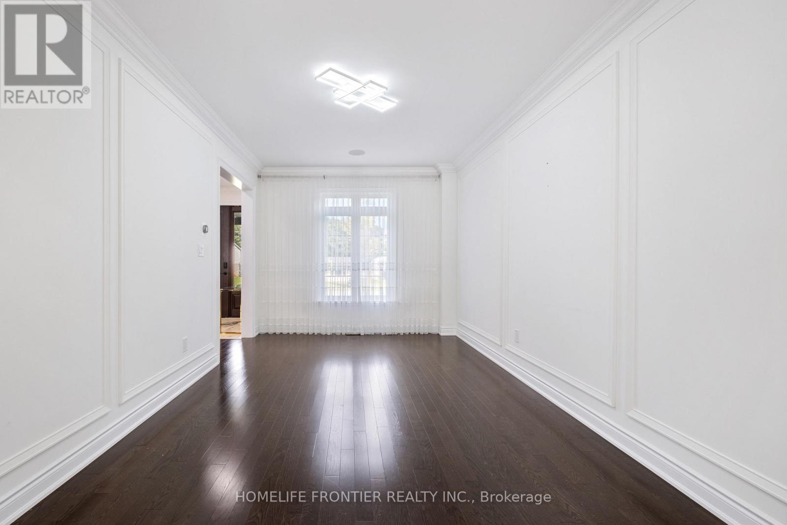 1195 Shore Acres Drive, Innisfil, Ontario  L0L 1R0 - Photo 8 - N12865596