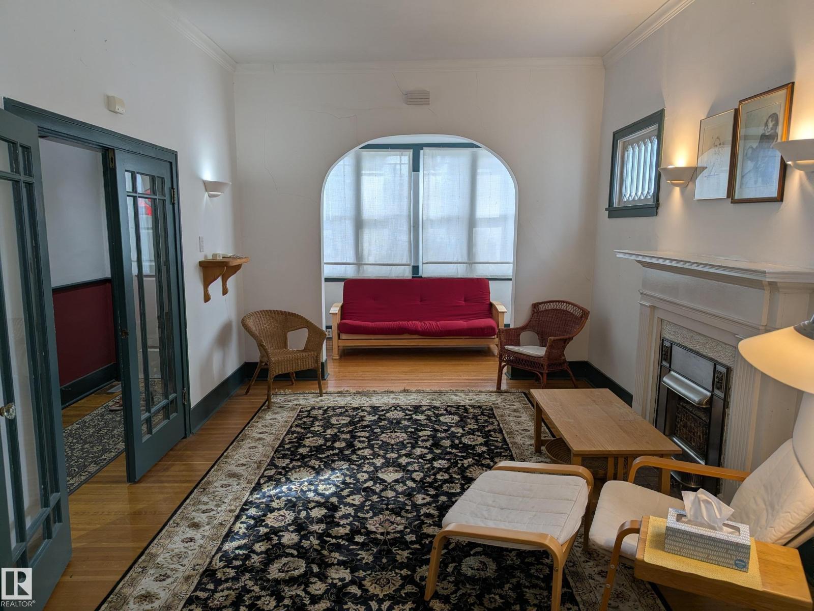 8416 104 St Nw, Edmonton, Alberta  T6E 4G2 - Photo 5 - E4478707