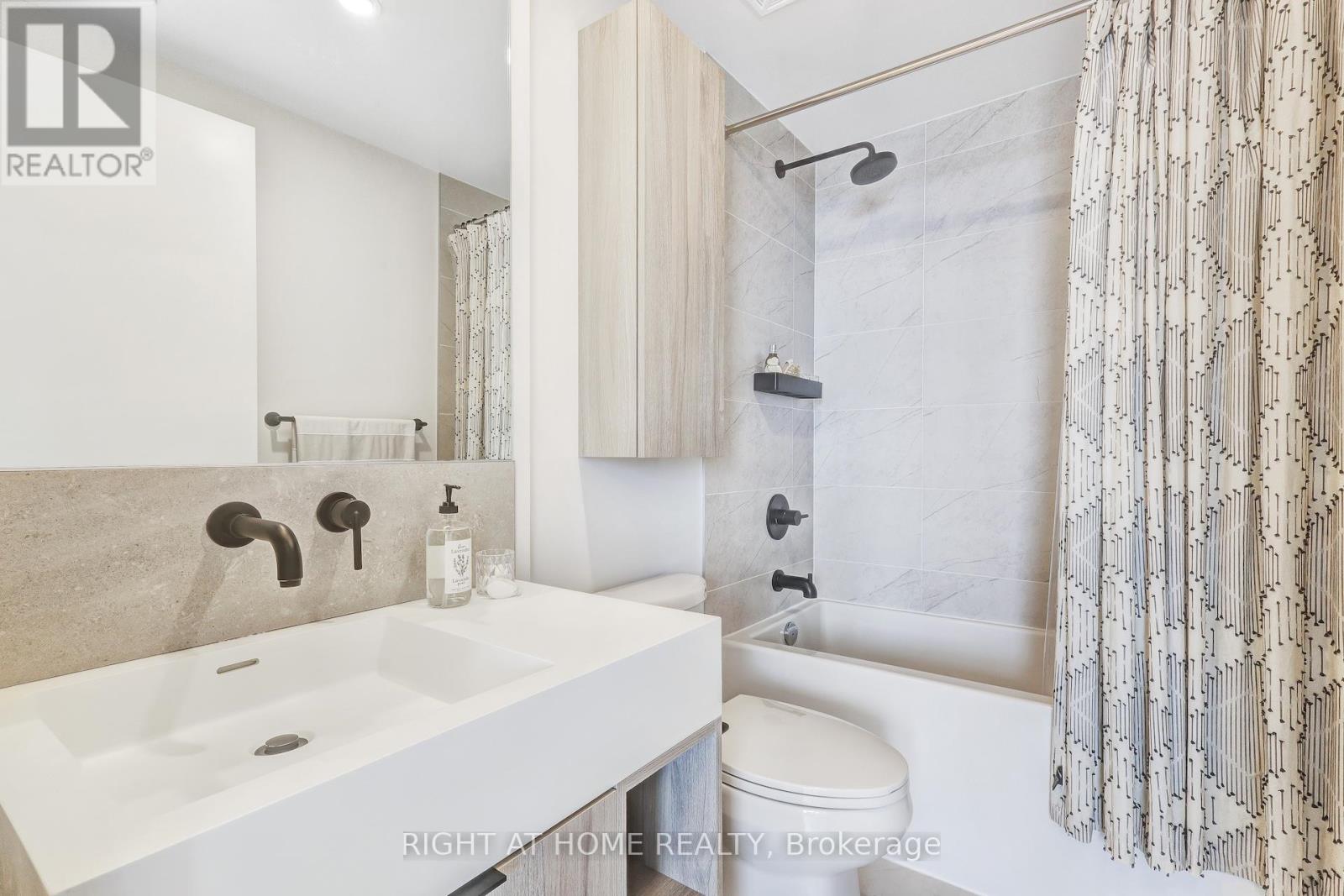 5102 - 108 Peter Street, Toronto (Waterfront Communities), Ontario  M5V 0W2 - Photo 15 - C12910962