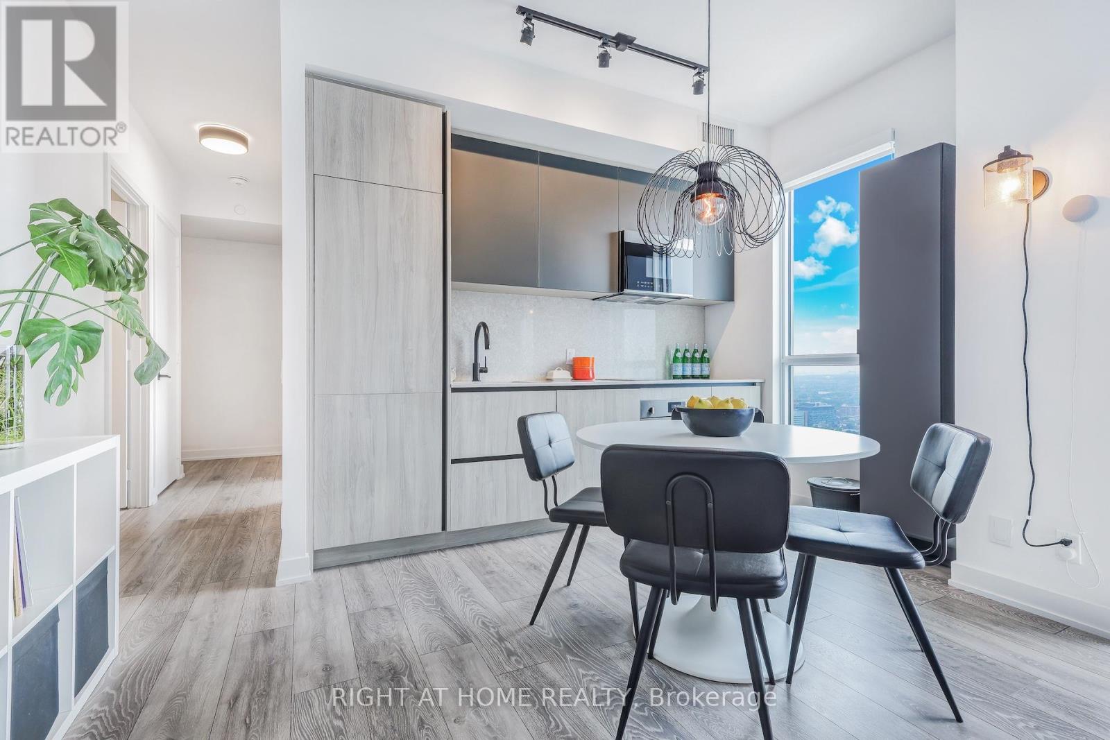 5102 - 108 Peter Street, Toronto (Waterfront Communities), Ontario  M5V 0W2 - Photo 18 - C12910962