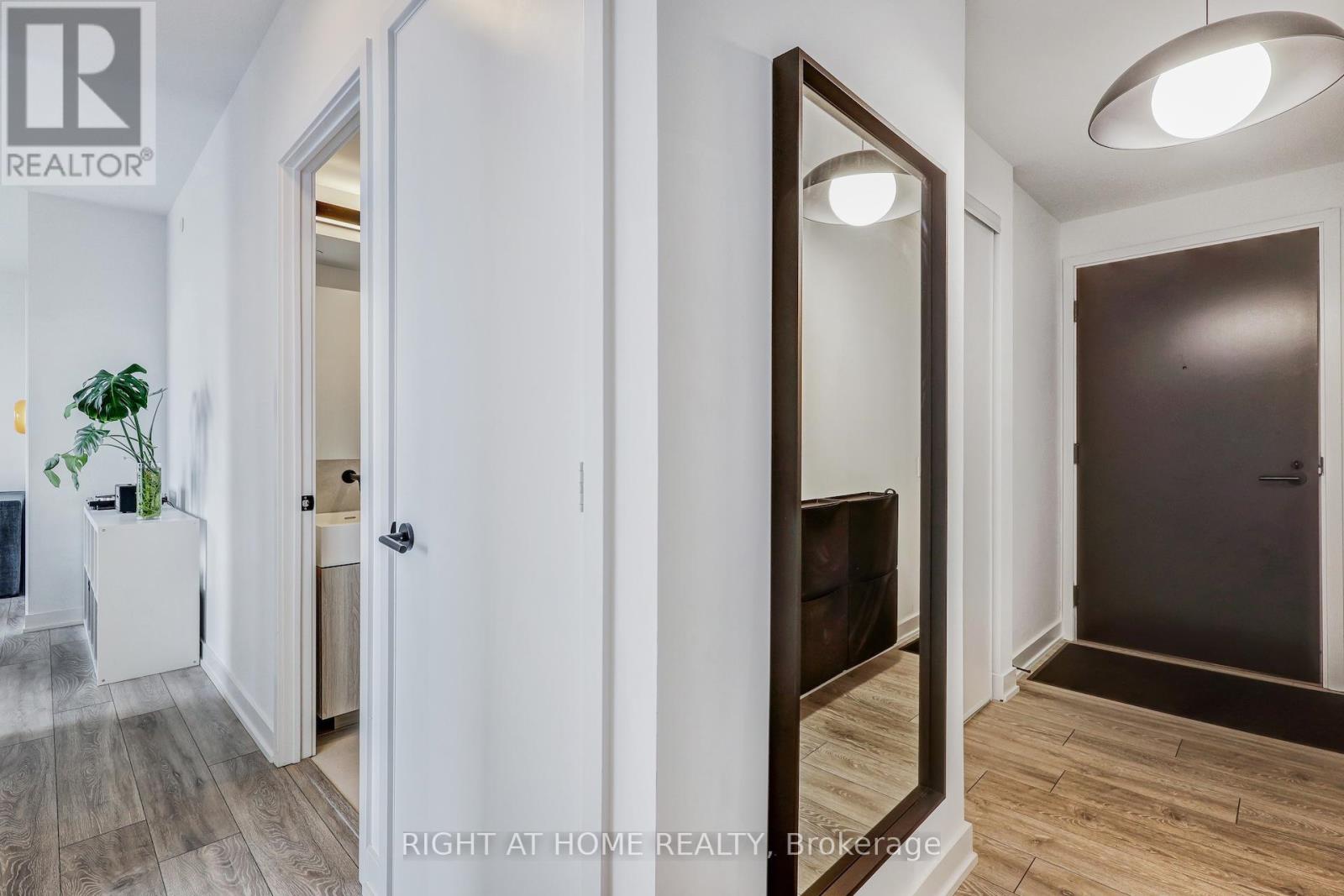 5102 - 108 Peter Street, Toronto (Waterfront Communities), Ontario  M5V 0W2 - Photo 8 - C12910962