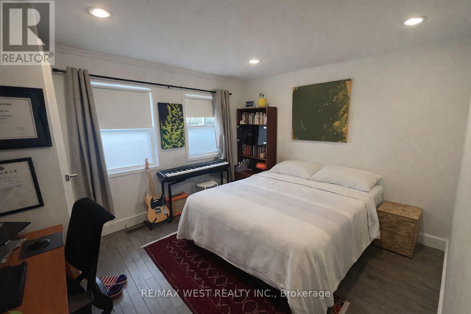 Main 3 - 512 Eastern Avenue, Toronto, Ontario  M4M 1C7 - Photo 4 - E12910932