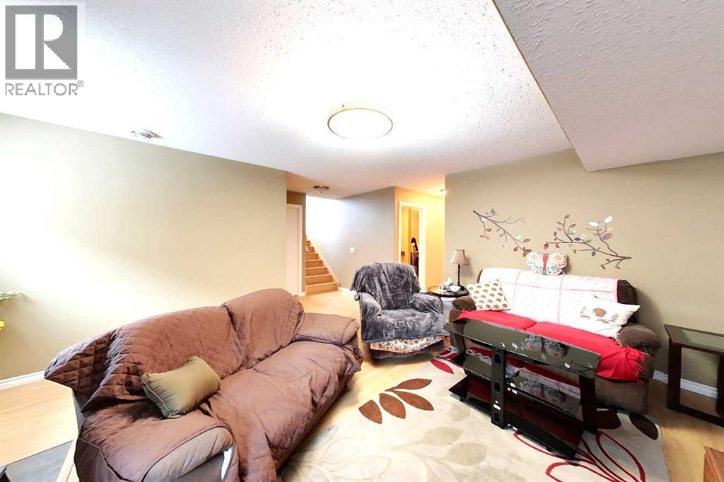 725 10 Street Se, Slave Lake, Alberta T0G 2A3 - Photo 27 - A2293347