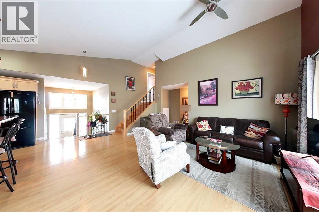 725 10 Street Se, Slave Lake, Alberta  T0G 2A3 - Photo 10 - A2293347